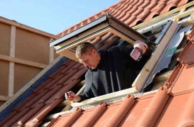 Pose de fenêtres de toit Velux à Gouézec